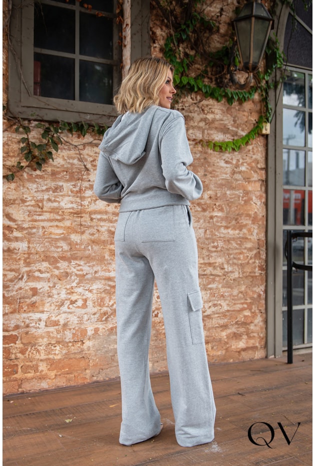 CONJUNTO MOLETOM BORDADO CINZA - LUZIA FAZZOLLI CONJUNTO MOLETOM BORDADO CINZA - LUZIA FAZZOLLI