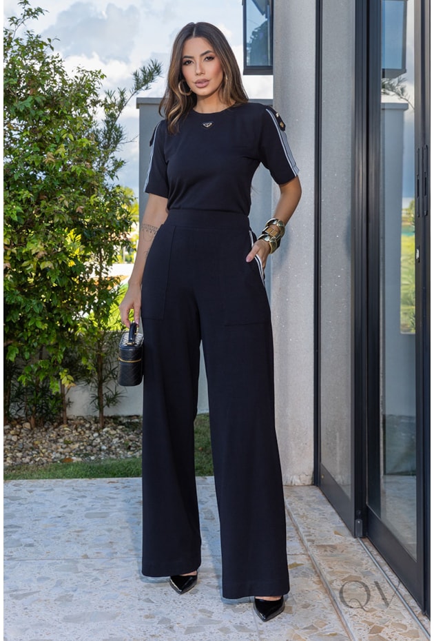 CONJUNTO RETO COM CALÇA EM MOLETINHO PRETO - LUZIA FAZZOLLI