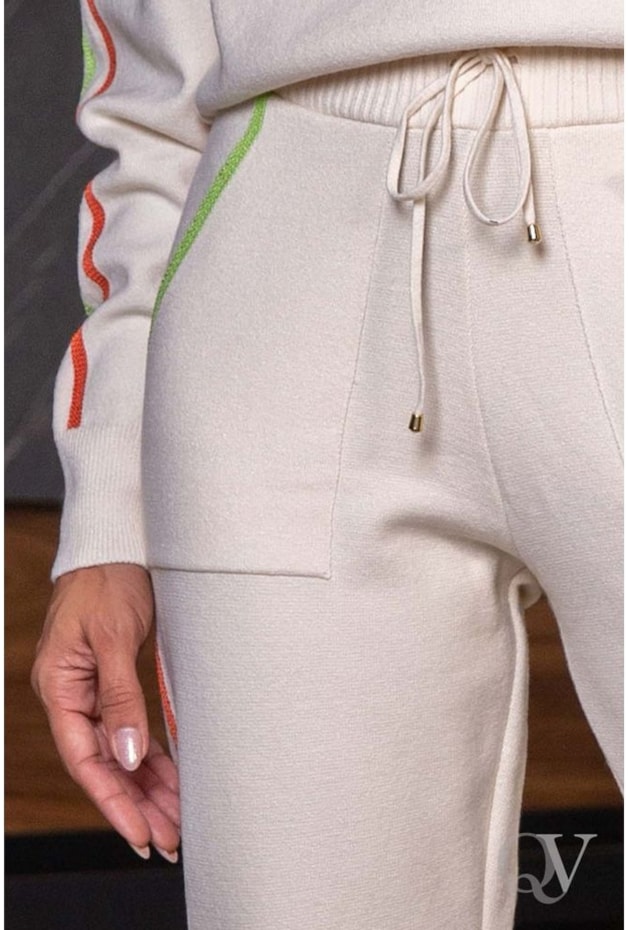 CONJUNTO TRICÔ LISTRAS LATERAIS OFF WHITE - LUZIA FAZZOLLI CONJUNTO TRICÔ LISTRAS LATERAIS OFF WHITE - LUZIA FAZZOLLI