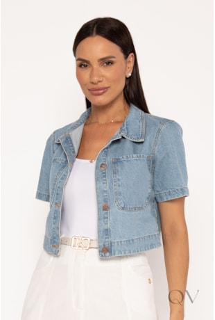 Produto JAQUETA DE MANGA CURTA COM BOLSOS EM JEANS CLARO - LEKAZIS