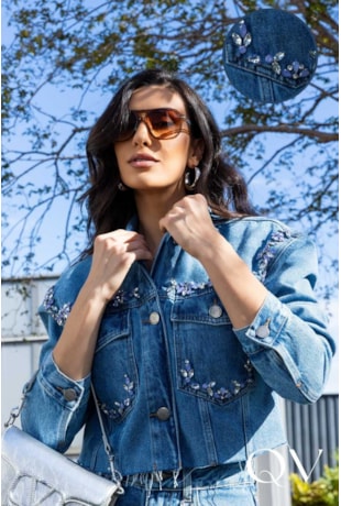JAQUETA EM JEANS BORDADA - LUZIA FAZZOLLI