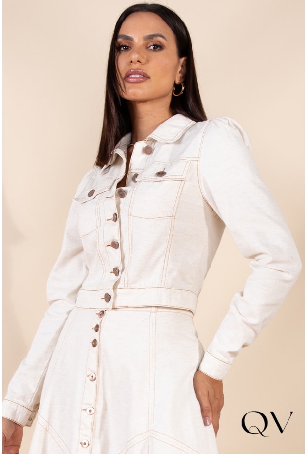 JAQUETA JEANS CROPPED BEGE - LEKAZIS JAQUETA JEANS CROPPED BEGE - LEKAZIS