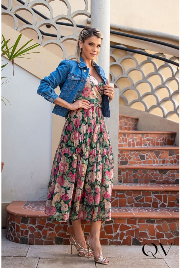 Anjelika Kashirinaning yalangoch surati. Rus porno sevgi