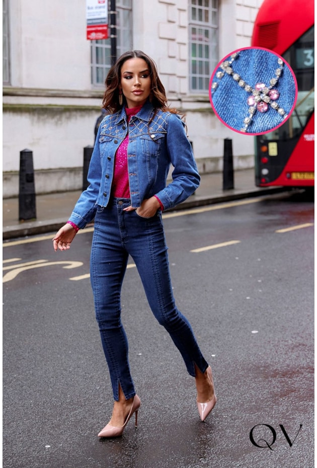 JAQUETA JEANS DENIM COM BORDADO - LUZIA FAZZOLLI JAQUETA JEANS DENIM COM BORDADO - LUZIA FAZZOLLI