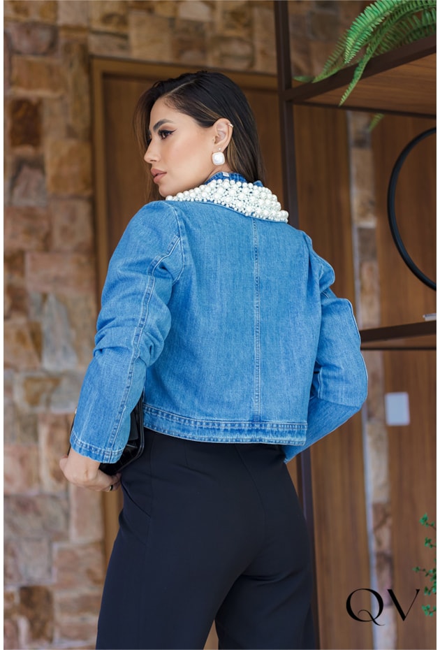 JAQUETA JEANS GOLA BORDADA AZUL - LUZIA FAZZOLLI JAQUETA JEANS GOLA BORDADA AZUL - LUZIA FAZZOLLI