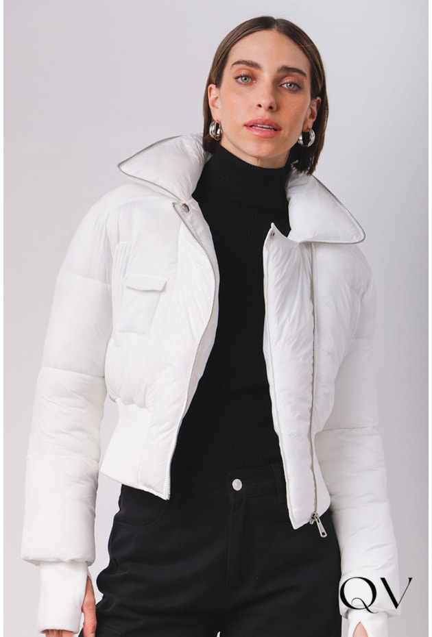 JAQUETA PUFFER BIKER COM DEDEIRA OFF WHITE - MAMÔ JAQUETA PUFFER BIKER COM DEDEIRA OFF WHITE - MAMÔ