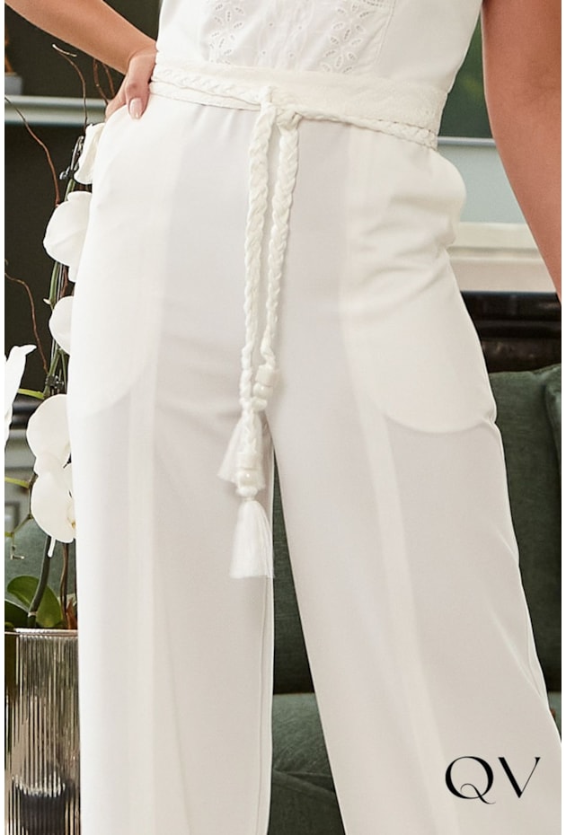 MACACÃO ALFAIATARIA COM RENDA OFF WHITE - LUZIA FAZZOLLI MACACÃO ALFAIATARIA COM RENDA OFF WHITE - LUZIA FAZZOLLI