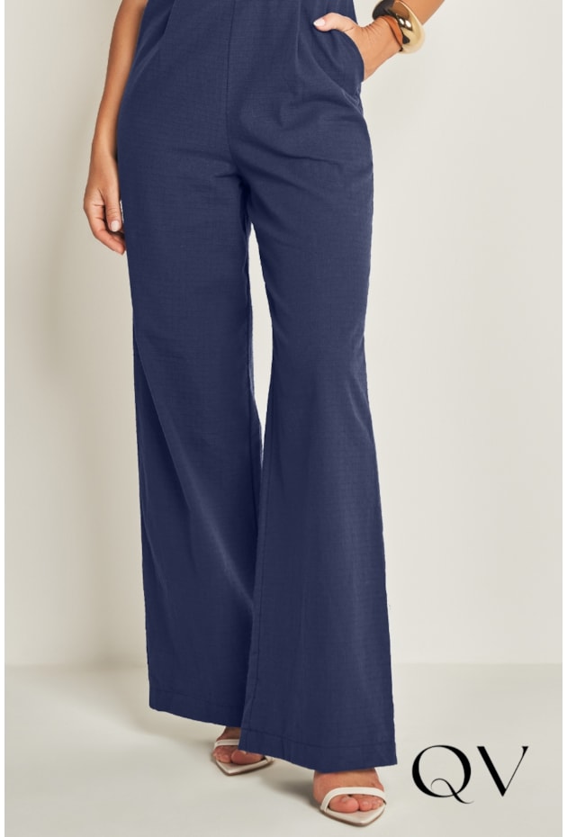 MACACÃO DE ALÇA EM PLANO NEW GRID AZUL MARINHO - DOCE TRAMA