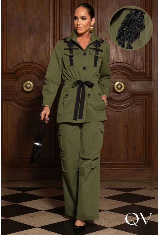 PARKA EM SARJA CARGO VERDE - LUZIA FAZZOLLI PARKA EM SARJA CARGO VERDE - LUZIA FAZZOLLI