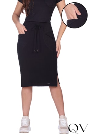SAIA COM BOLSOS EM MALHA CANELADA PRETO - HAPUK