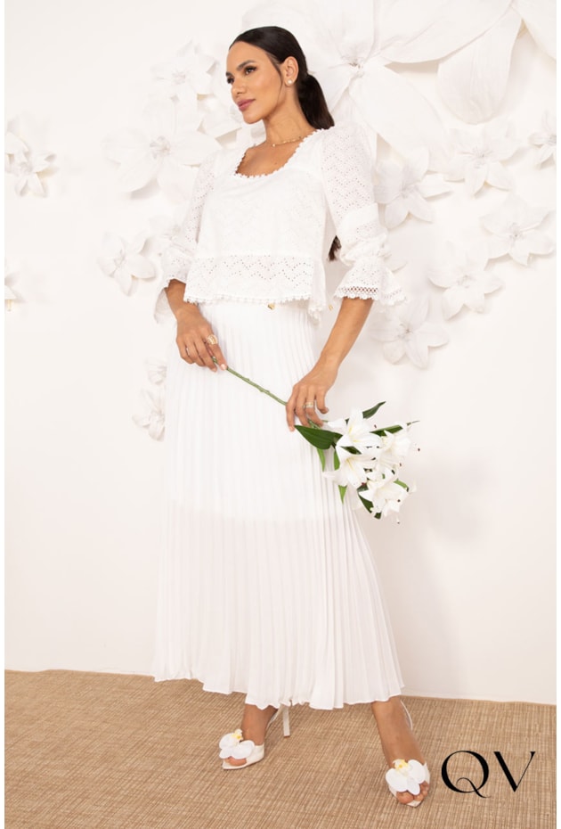 SAIA EM CREPE MOUSSE PLISSADA OFF WHITE - LEKAZIS