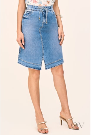 SAIA EVASÊ COM RECORTE NA BARRA EM JEANS CLARO - LAURA ROSA