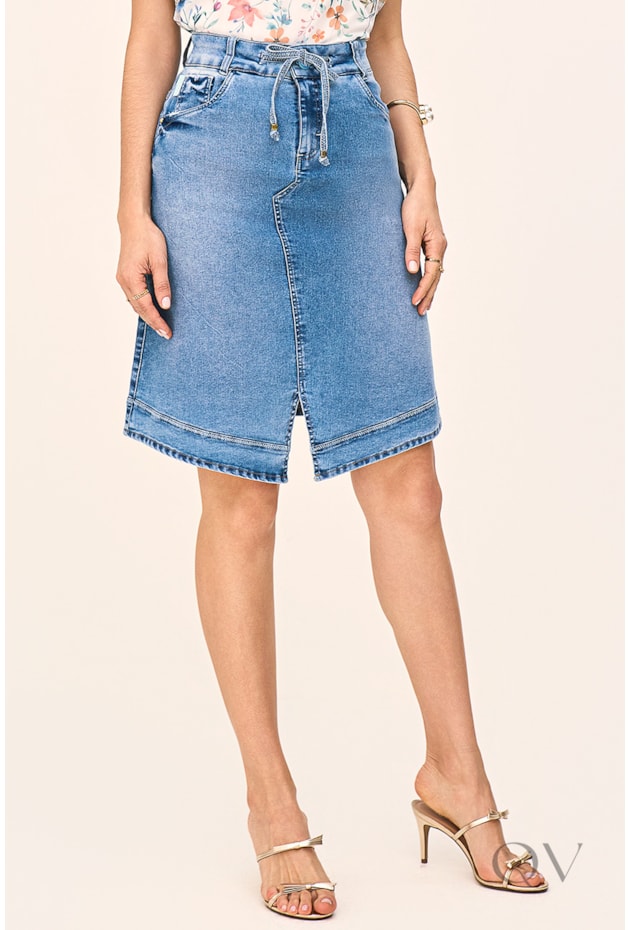 SAIA EVASÊ COM RECORTE NA BARRA EM JEANS CLARO - LAURA ROSA