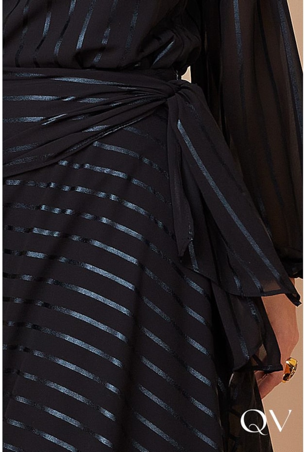 SAIA GODÊ GLAM BARRA ASSIMÉTRICA PRETA - TITANIUM JEANS SAIA GODÊ GLAM BARRA ASSIMÉTRICA PRETA - TITANIUM JEANS