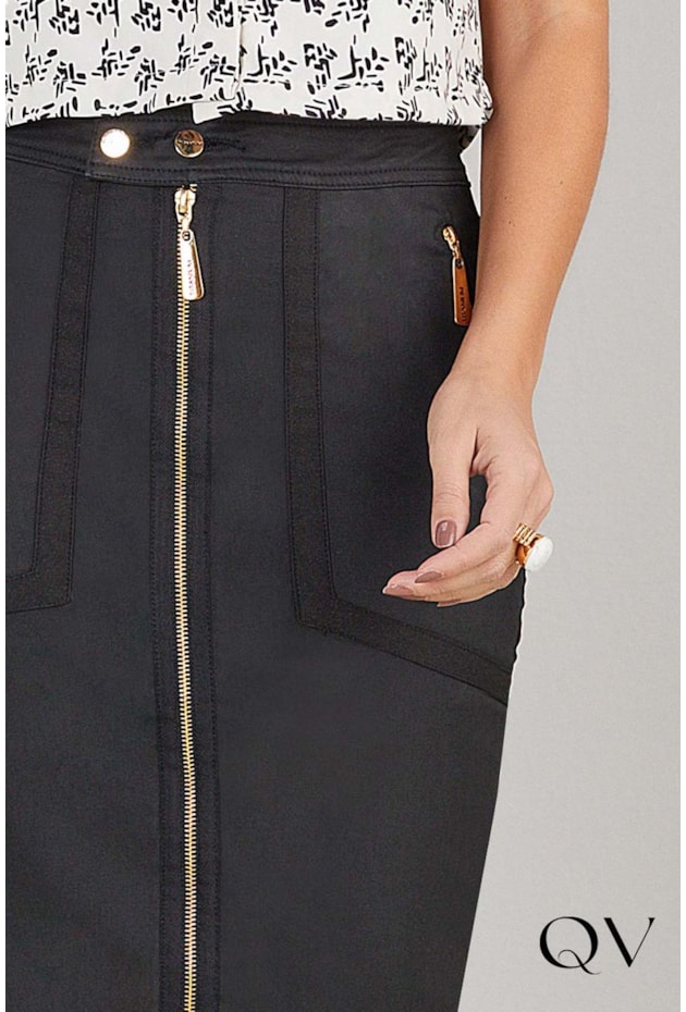 SAIA LÁPIS RESINADA COM ZÍPER FRONTAL PRETO - TITANIUM JEANS SAIA LÁPIS RESINADA COM ZÍPER FRONTAL PRETO - TITANIUM JEANS
