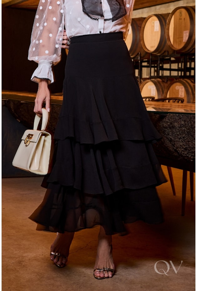 SAIA LONGA COM BABADOS EM CHIFFON PRETO - LUZIA FAZZOLLI