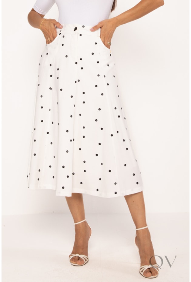 SAIA MIDI BORDADA EM MINI FLORES EM ALFAIATARIA BRANCO - LEKAZIS