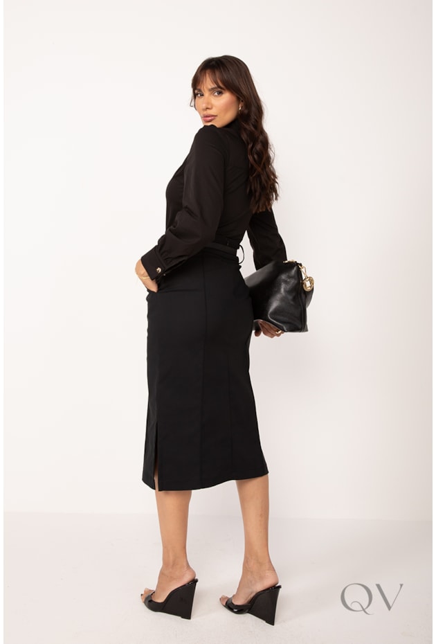 SAIA MIDI COM BOLSO EM ALFAIATARIA PRETO - LEKAZIS