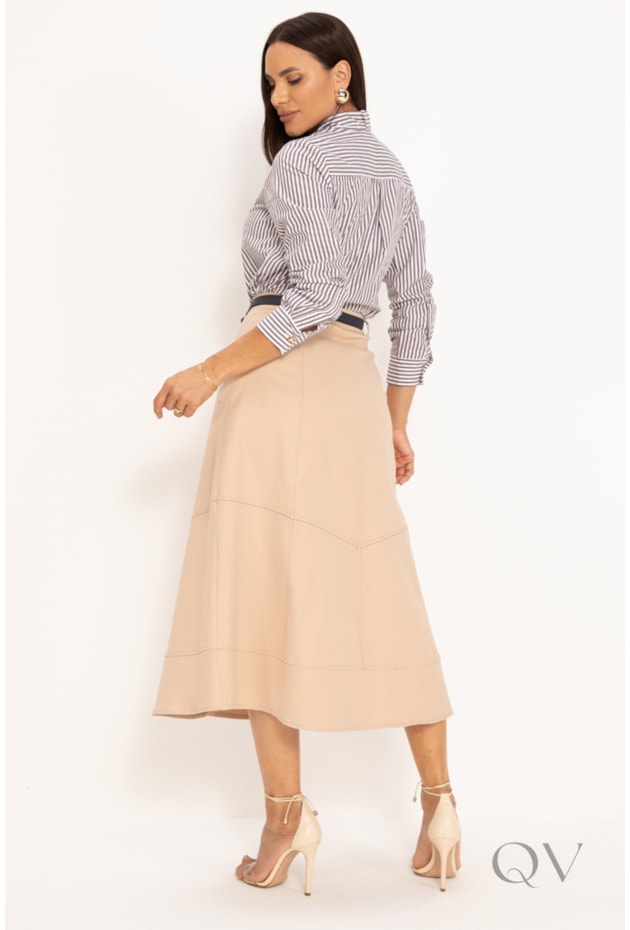 SAIA MIDI COM DETALHE DE RENDA EM SARJA NUDE PESPONTADA - LEKAZIS