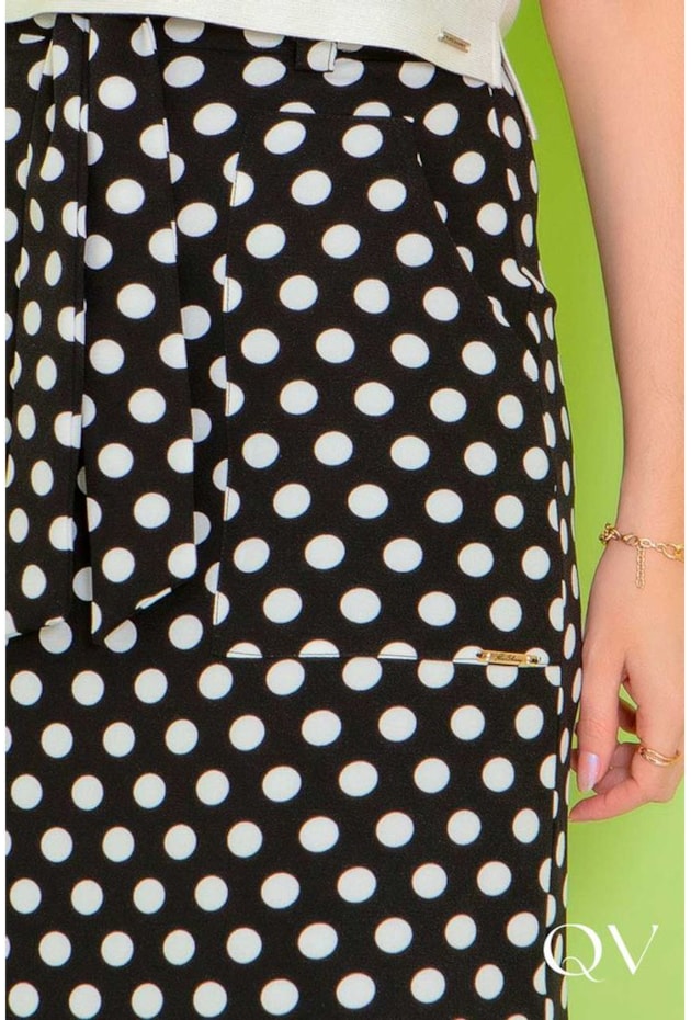 SAIA MIDI COM PASSANTES ESTAMPA POÁ P&B - PURO SHARMY SAIA MIDI COM PASSANTES ESTAMPA POÁ P&B - PURO SHARMY