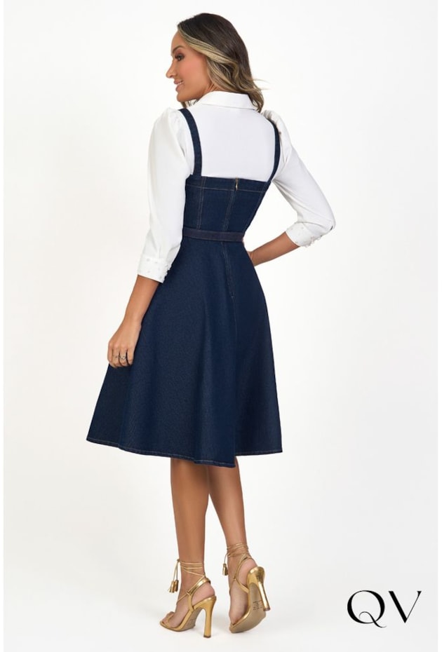 SALOPETE JEANS COM CINTO ENCAPADO - VIA TOLENTINO SALOPETE JEANS COM CINTO ENCAPADO - VIA TOLENTINO