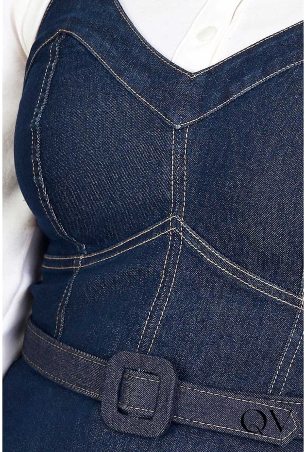 SALOPETE JEANS COM CINTO ENCAPADO - VIA TOLENTINO SALOPETE JEANS COM CINTO ENCAPADO - VIA TOLENTINO