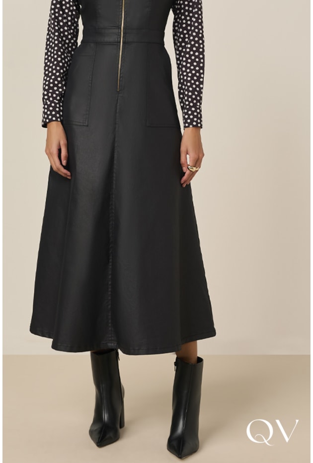 SALOPETE MIDI RESINADA COM ZÍPER PRETO - TITANIUM JEANS SALOPETE MIDI RESINADA COM ZÍPER PRETO - TITANIUM JEANS