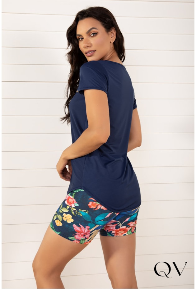 SHORTS COM BOLSO FLORAL MARINHO - LEKAZIS SHORTS COM BOLSO FLORAL MARINHO - LEKAZIS