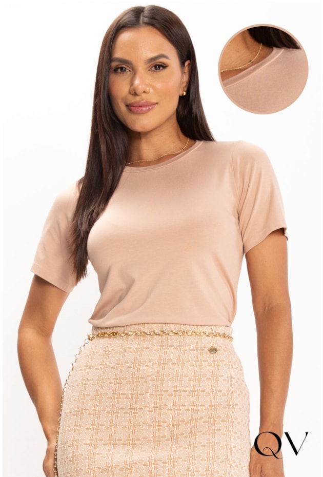 T-SHIRT BASIC EM VISCOLYCRA DECOTE ALONGADO NUDE - LEKAZIS T-SHIRT BASIC EM VISCOLYCRA DECOTE ALONGADO NUDE - LEKAZIS
