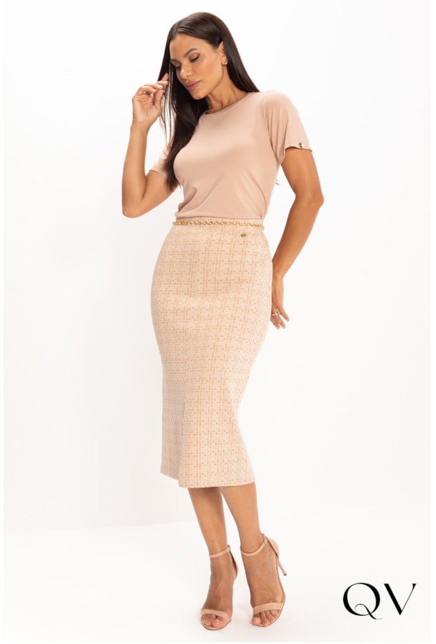 T-SHIRT BASIC EM VISCOLYCRA DECOTE ALONGADO NUDE - LEKAZIS T-SHIRT BASIC EM VISCOLYCRA DECOTE ALONGADO NUDE - LEKAZIS