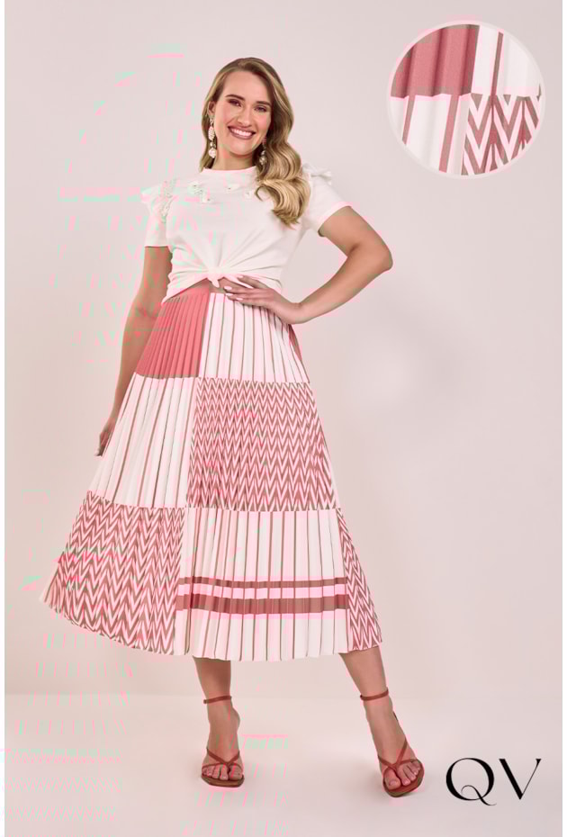 T-SHIRT EM ALGODÃO APLICAÇÃO DE BORDADOS OFF - FASCÍNIUS T-SHIRT EM ALGODÃO APLICAÇÃO DE BORDADOS OFF - FASCÍNIUS