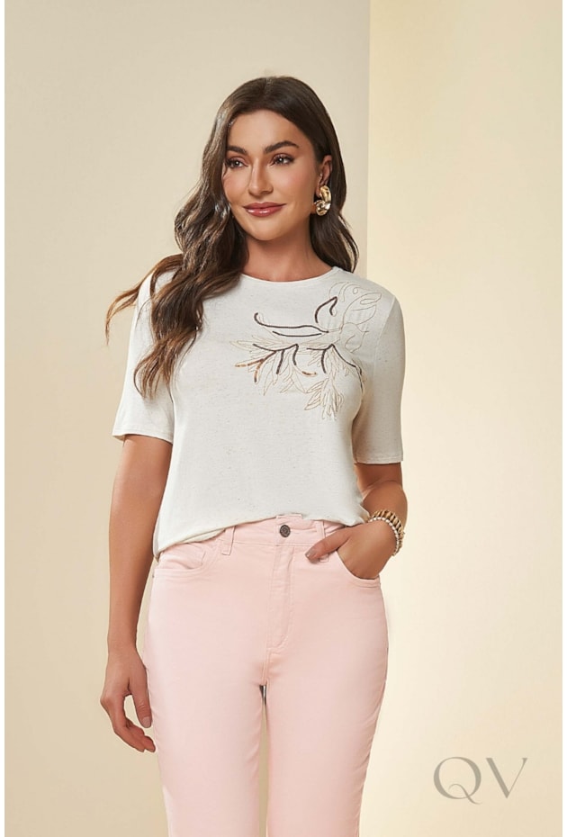 T-SHIRT EM MEIA MALHA VISCOLINHO NATURAL - DOCE TRAMA