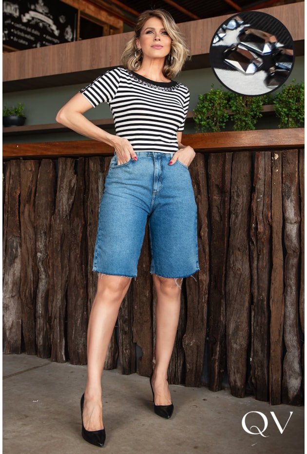 T-SHIRT LISTRADA COM PEDRARIAS PRETO - LUZIA FAZZOLLI T-SHIRT LISTRADA COM PEDRARIAS PRETO - LUZIA FAZZOLLI