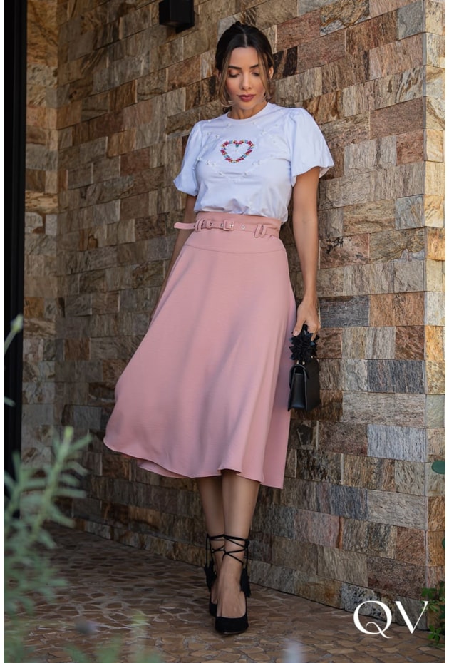 T-SHIRT MALHA BORDADA E APLICAÇÕES BRANCO - LUZIA FAZZOLLI T-SHIRT MALHA BORDADA E APLICAÇÕES BRANCO - LUZIA FAZZOLLI