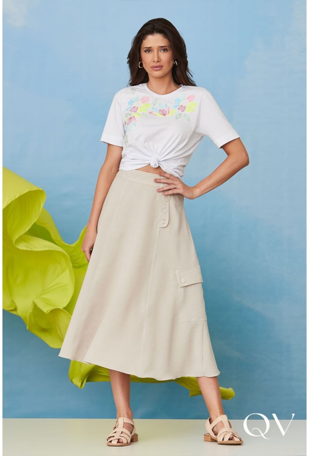 T-SHIRT MALHA BORDADO PAETE BRANCO - LUZIA FAZZOLLI T-SHIRT MALHA BORDADO PAETE BRANCO - LUZIA FAZZOLLI