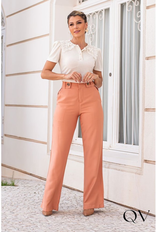 T-SHIRT MALHA CANELADA GOLA RENDA CREME - EVA BELLA T-SHIRT MALHA CANELADA GOLA RENDA CREME - EVA BELLA