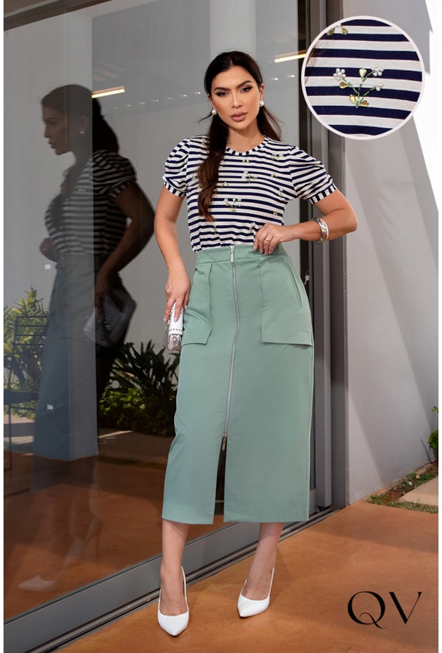 T-SHIRT MALHA LISTRADO BORDADO MARINHO - LUZIA FAZZOLLI T-SHIRT MALHA LISTRADO BORDADO MARINHO - LUZIA FAZZOLLI