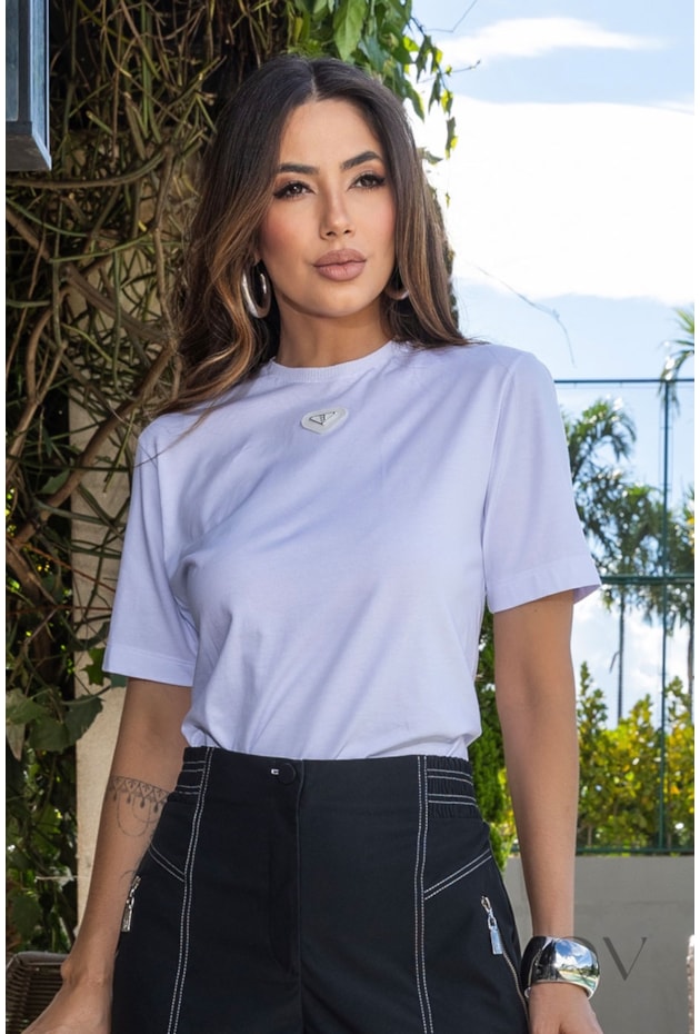 T-SHIRT MANGA CURTA EM MALHA BRANCO - LUZIA FAZZOLLI