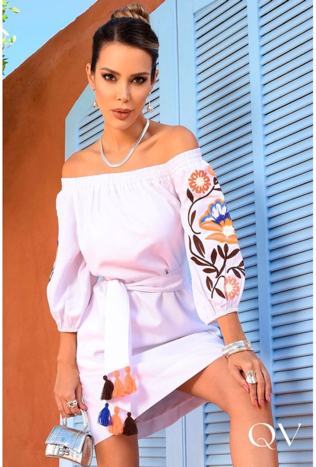 VESTIDO ALFAIATARIA COM BORDADO BRANCO - LUZIA FAZZOLLI VESTIDO ALFAIATARIA COM BORDADO BRANCO - LUZIA FAZZOLLI