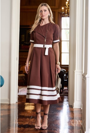 VESTIDO BICOLOR EM SARJA MARROM E OFF WHITE - LUZIA FAZZOLLI