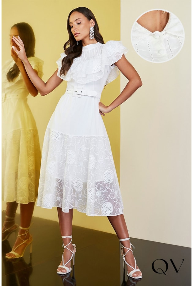 VESTIDO BORDADO COM BABADOS OFF - JANY PIM