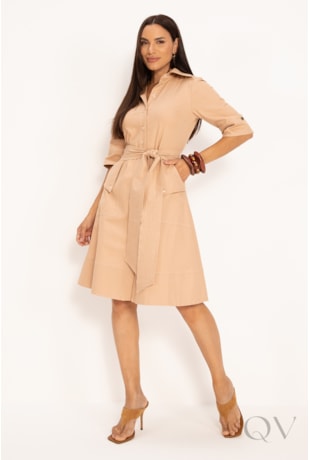 VESTIDO CHEMISE CLÁSSICO EM SARJA NUDE COM PESPONTOS - LEKAZIS