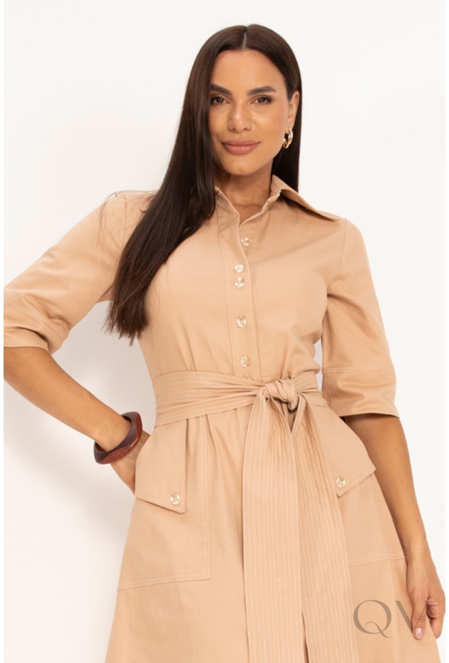 VESTIDO CHEMISE CLÁSSICO EM SARJA NUDE COM PESPONTOS - LEKAZIS