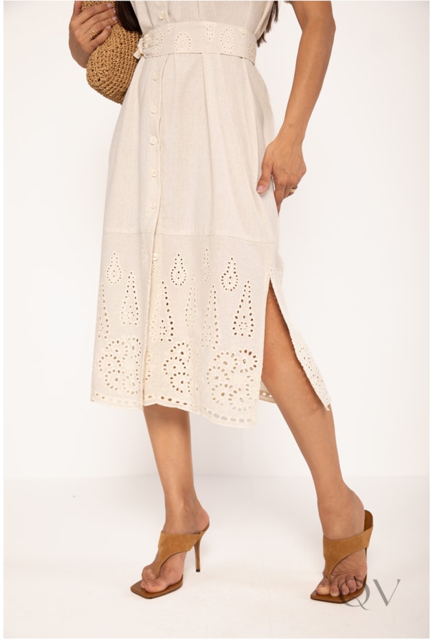 VESTIDO CHEMISE COM DETALHE BORDADO EM LINHO CRÚ - LEKAZIS