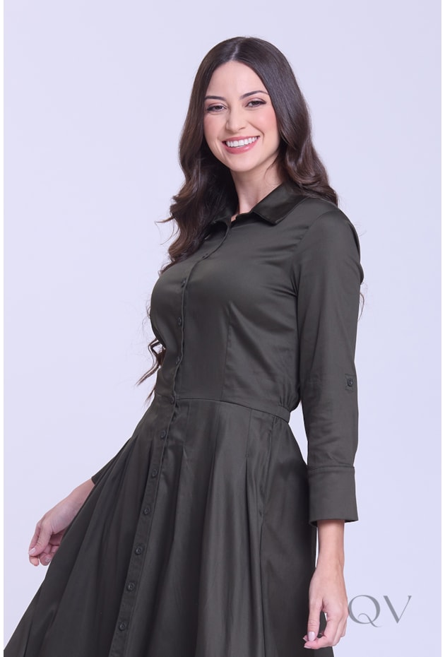 VESTIDO CHEMISE LONGO EM TRICOLINE VERDE MILITAR - HAPUK