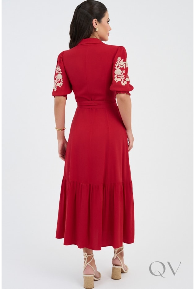 VESTIDO CHEMISE MIDI BORDADO NA MANGA EM VISCOSE VERMELHO - VIA TOLENTINO