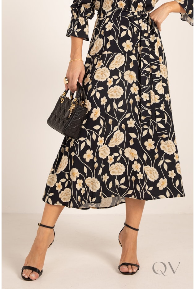 VESTIDO CHEMISE MIDI COM MANGA ¾ EM VISCOSE FLORAL PRETO - LEKAZIS