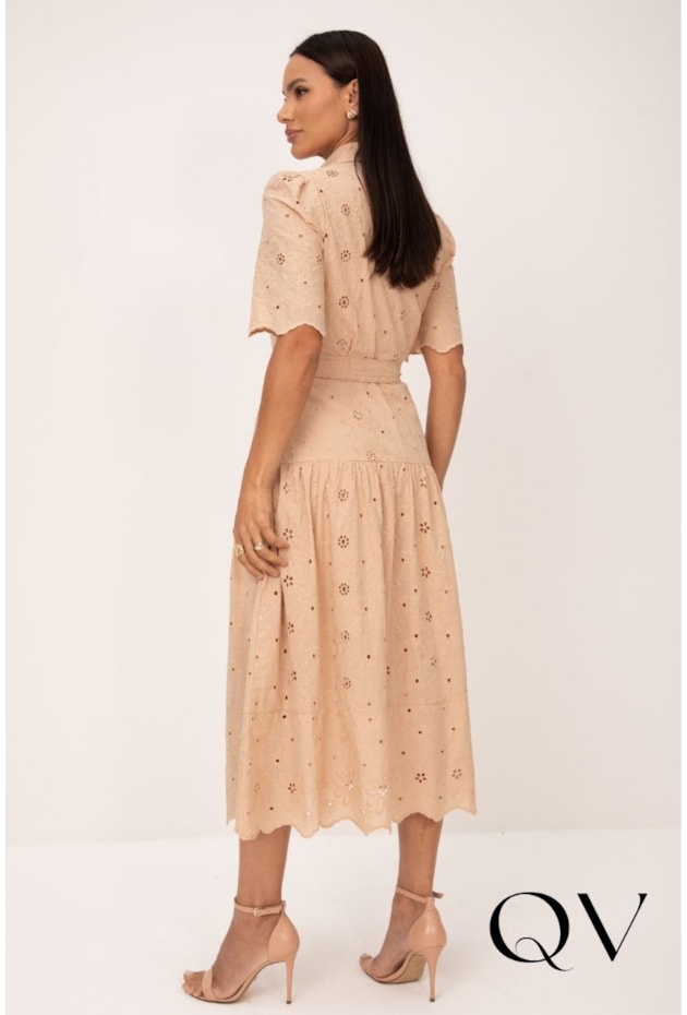 VESTIDO CHEMISE MIDI EM LAISE BORDADA BEGE - LEKAZIS