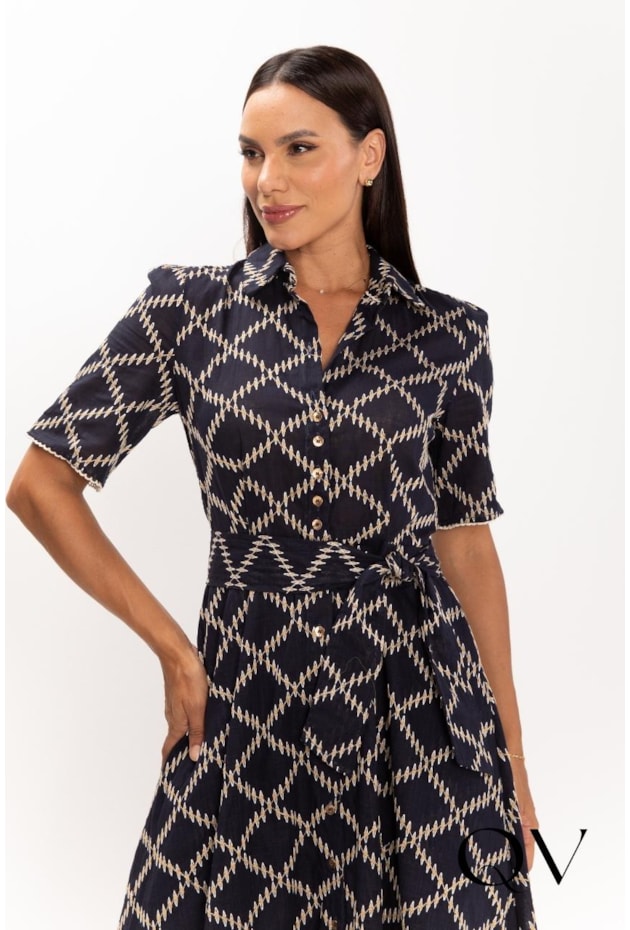 VESTIDO CHEMISE MIDI EM LAISE BORDADO AZUL MARINHO - LEKAZIS