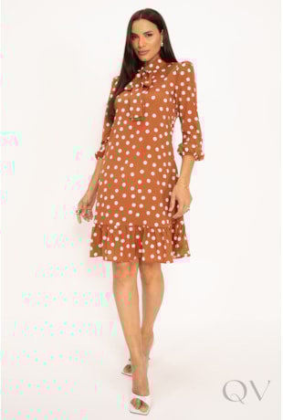 VESTIDO CLÁSSICO EM SOFT COM POÁS CARAMELO - LEKAZIS
